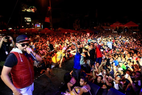 San Pedro Sula culminó su feria con carnaval lleno de sorpresas