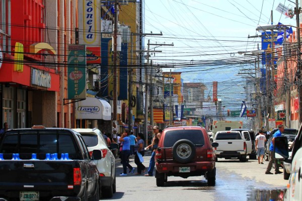 Bancos en San Pedro Sula tendrán hoy horarios especiales