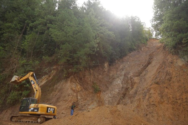 Reanudan obras en carretera que une a Colón con Olancho