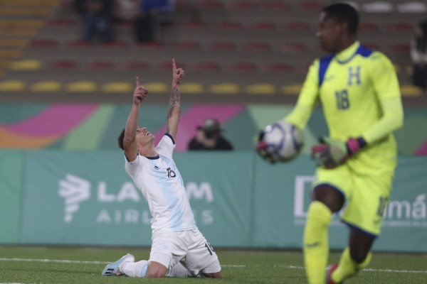 José Urzi se encargó de abrir el marcador ante Honduras en la final de los Panamericanos. Foto AFP.