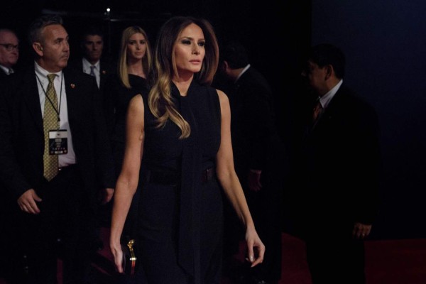 Trump desenmascara a Clinton en migración