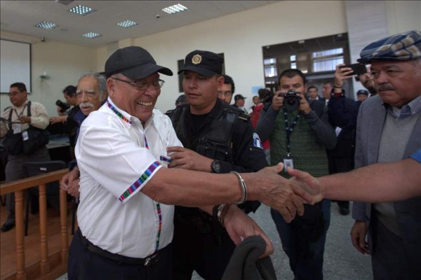 Activistas de Guatemala satisfechos por arresto de 18 militares   