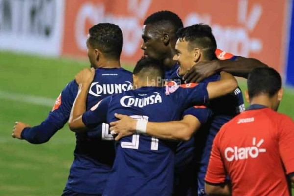 Motagua se queda con el liderato y clásico en repechaje