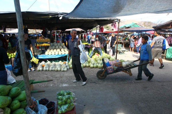 Un millón de pérdidas dejó incendio en mercado