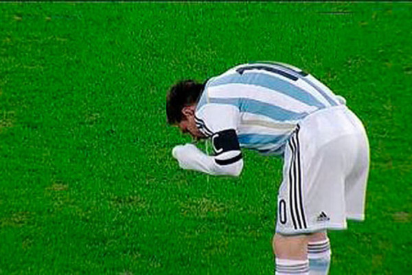 Gerardo Martino: 'Los vómitos de Messi no son normales'