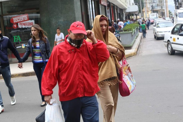 Pronostican lluvias el jueves y viernes del feriadón