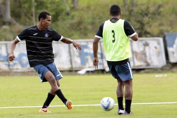 Dembor Bengtson deja el Motagua y entrena con el Olimpia