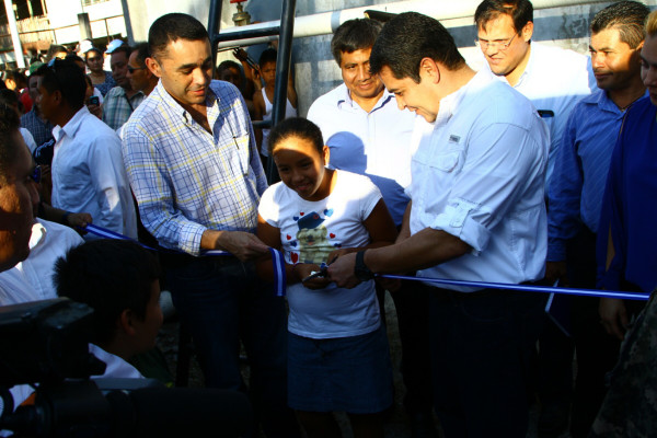 Lago de Yojoa ya tiene planta de tratamiento para aguas servidas