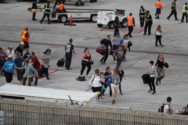 Autor del ataque en aeropuerto de Fort Lauderdale inculpado por 22 cargos