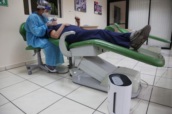 Por falta de capital, en paro el 40% de clínicas dentales