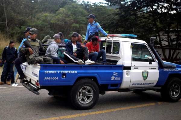Fiscalía de Guatemala captura a 14 emigrantes hondureños