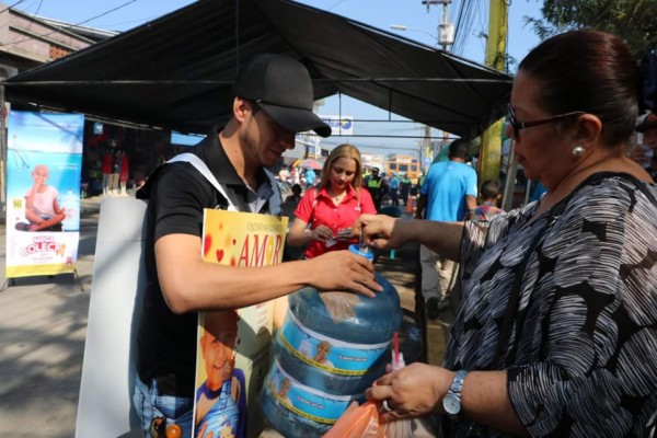 Progreseños dicen presente en mega colecta a favor de los niños con cáncer