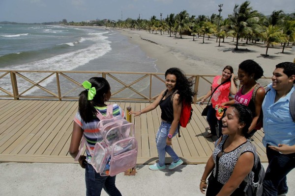 Teleños avizoran un despegue del turismo con su aeródromo