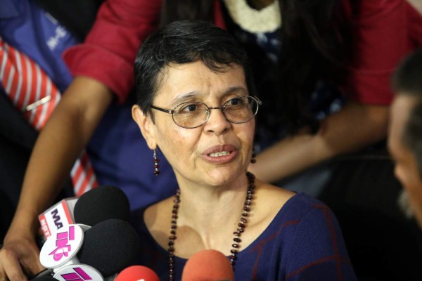 Rutilia Calderón es la nueva secretaria de Educación en Honduras