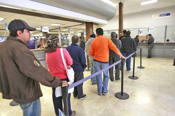 Bancos cierran sus puertas por asueto