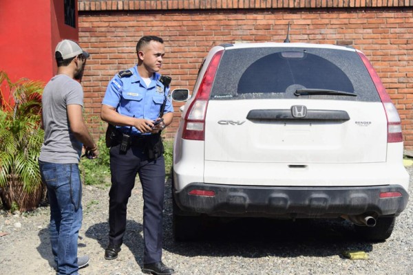 Acusan a oficial por muerte de un comerciante en Lomas del Carmen
