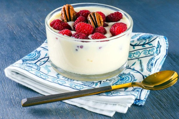 Dulce de coco y frambuesas  