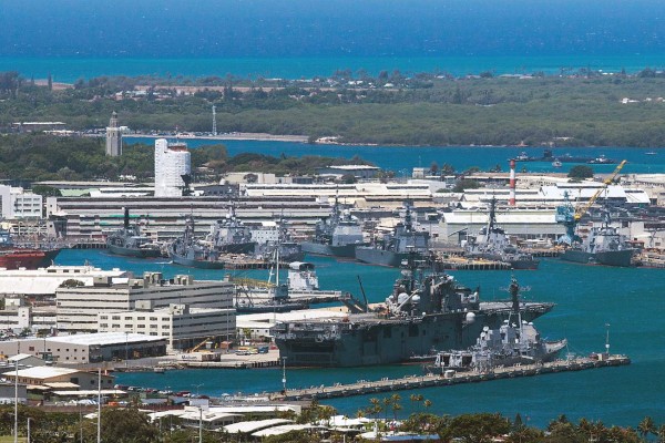 Tiroteo en base naval de Pearl Harbor en Hawái deja varios heridos