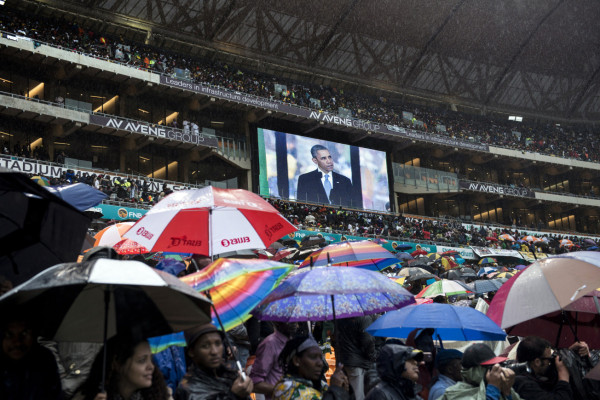 Mandatarios y sudafricanos rinden tributo a Mandela en su funeral