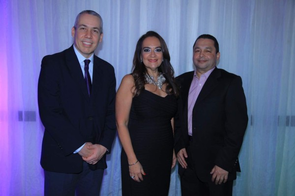 Cena navideña de la Hanesbrands