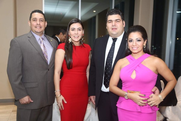 El Club Rotario San Pedro Sula celebra la entrega del Pin Paul Harris