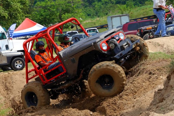 Cargado de adrenalina el Encuentro Nacional de 4x4