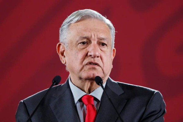 Obrador viajará a la frontera para 'defender la dignidad' de México