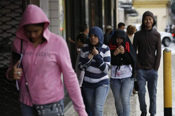 Lluvias leves con temperaturas frescas anuncian para el fin de semana