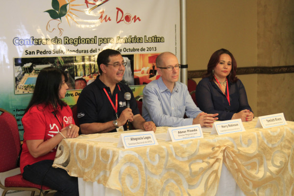 Evangelizadores se capacitan para seguir instruyendo a niños