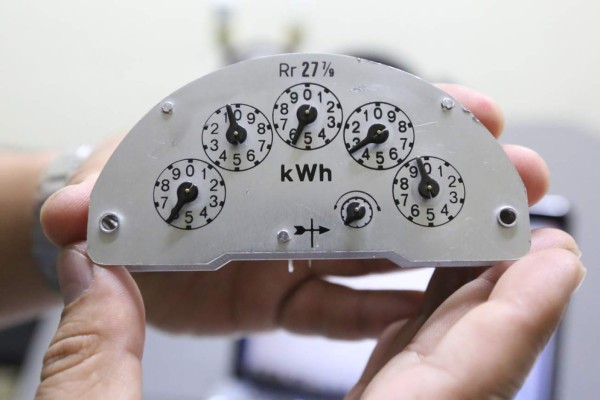 La factura eléctrica registrará leve alza a partir de la lectura de diciembre