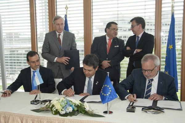 Gobierno de Honduras recibirá L3,800 millones en apoyo europeo