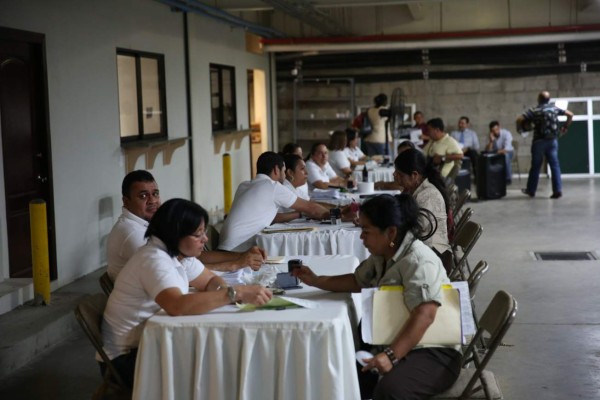 Colegios magisteriales perderán L450 millones en ingresos