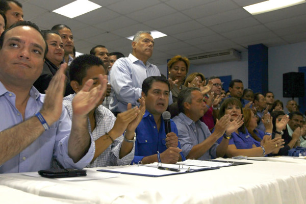 Partido Nacional está en sesión permanente para defender la Policía Militar