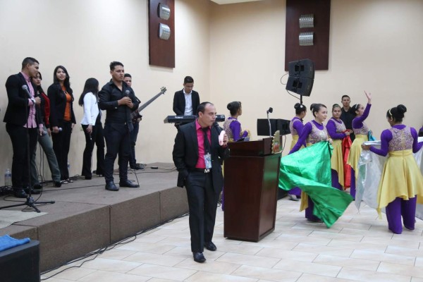 Oran por la unidad y la paz en San Pedro Sula y alrededores