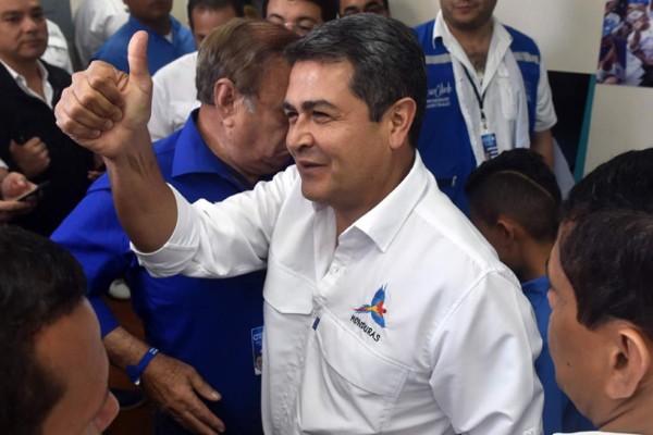 Hernández agradece reconocimiento a su reelección presidencial en Honduras