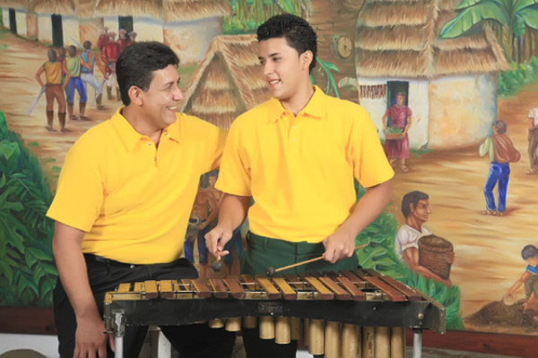 Nocturnal: tributo a San Pedro Sula