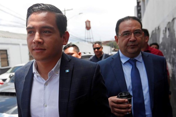 Absuelven a hijo y hermano de presidente de Guatemala por caso de fraude