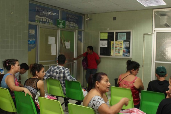 Gemelos y una niña, los primeros en nacer