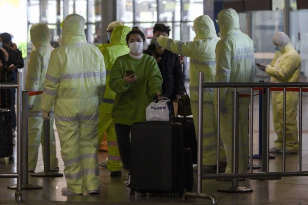 Coronavirus deja seis trabajadores de la salud muertos y 1,716 infectados en China