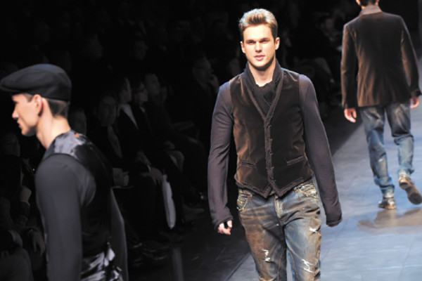 Milán redefine la elegancia y la moda masculina