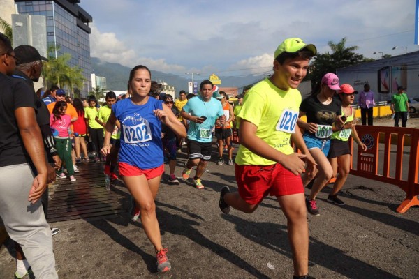 Color en el Music Run, en pro de la Victoriano López  
