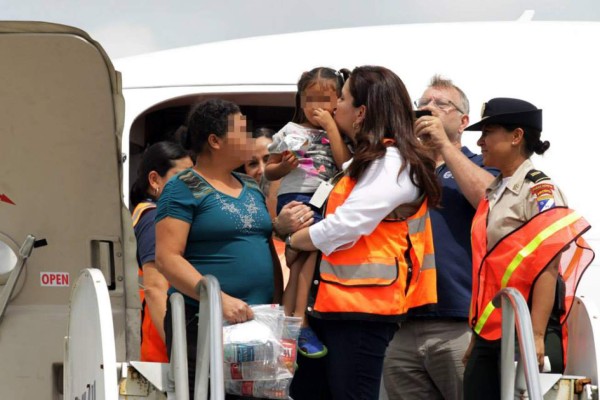 EUA: Deportaciones a Honduras envían una clara señal a migrantes