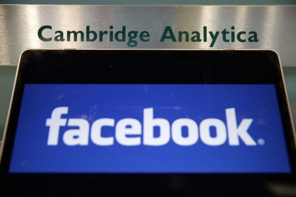 Cambridge Analytica se declara culpable en caso por uso de datos de Facebook