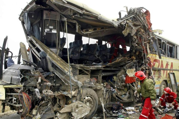 Cinco personas mueren en un accidente de autobús en el centro de Bolivia