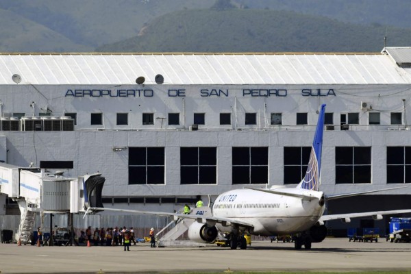 Operador de terminal aérea de Houston gerenciará los tres aeropuertos