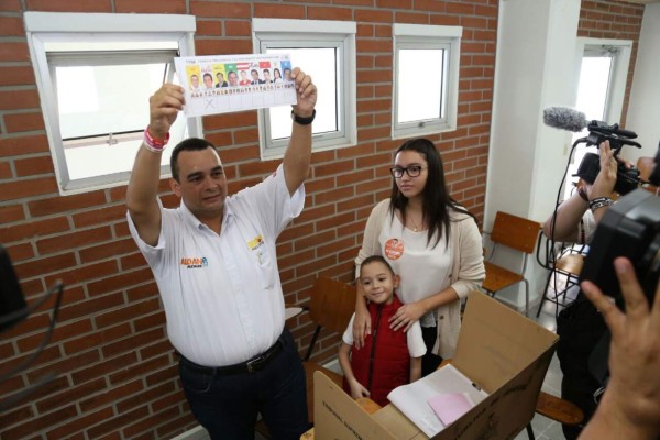Así votaron los candidatos a alcalde de la capital de Honduras
