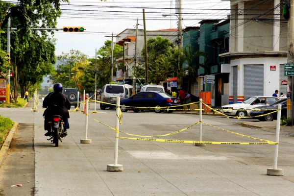 Fallas en subsuelo provocan daños en la avenida Júnior
