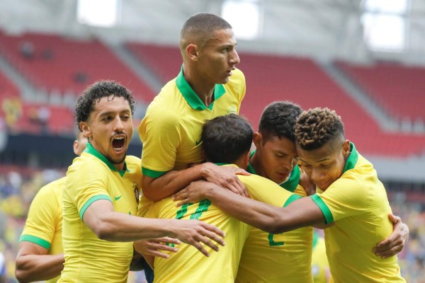 Video: El gol de Thiago Silva que puso el 2-0 de Brasil ante Honduras