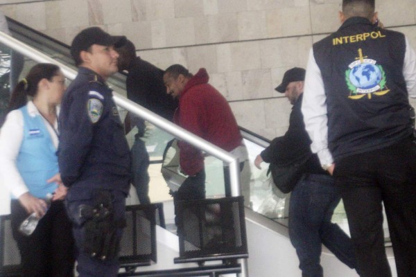 Corte de la Florida juzgará a Juving Suazo, el socio del Negro Lobo