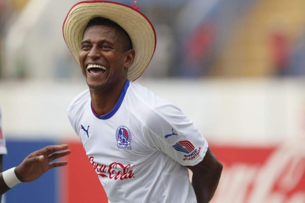 VIDEO: El gracioso festejo de Costly en su gol al Platense